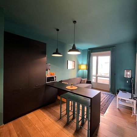 Room With Private Balcony On The Dora River Turim Exterior foto